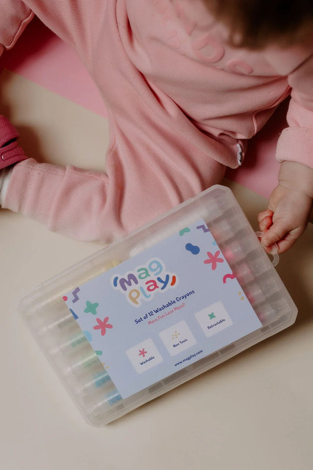 12 Retractable Washable Crayons + Pencil Case