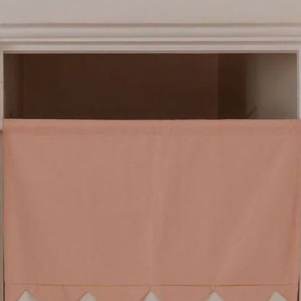 NEW: MagPlay Door Theatre